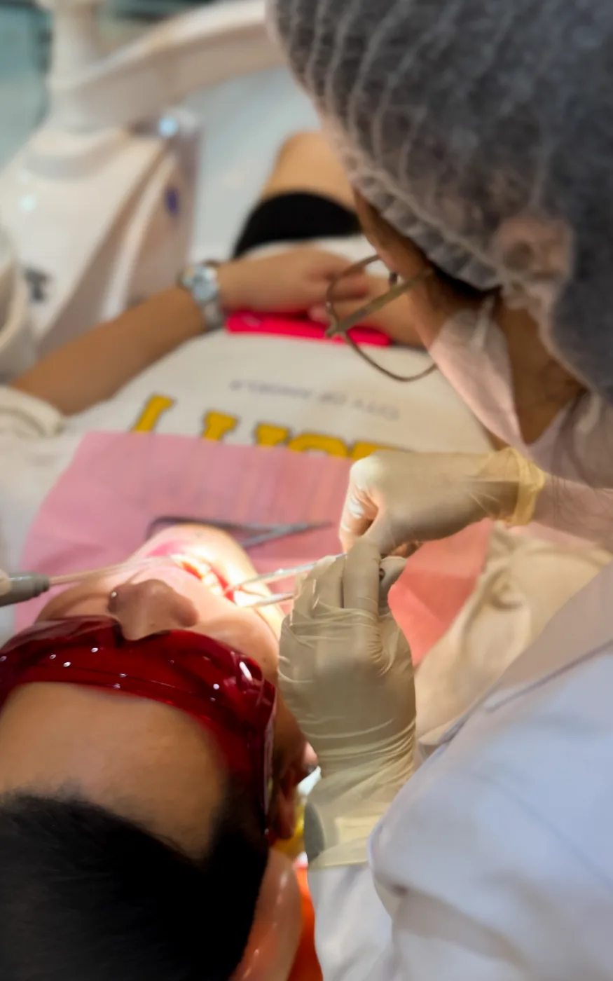 Advanced dental equipment at Arches Dental Clinic