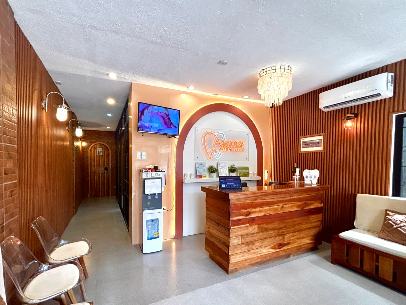Welcoming reception area at Arches Dental Clinic